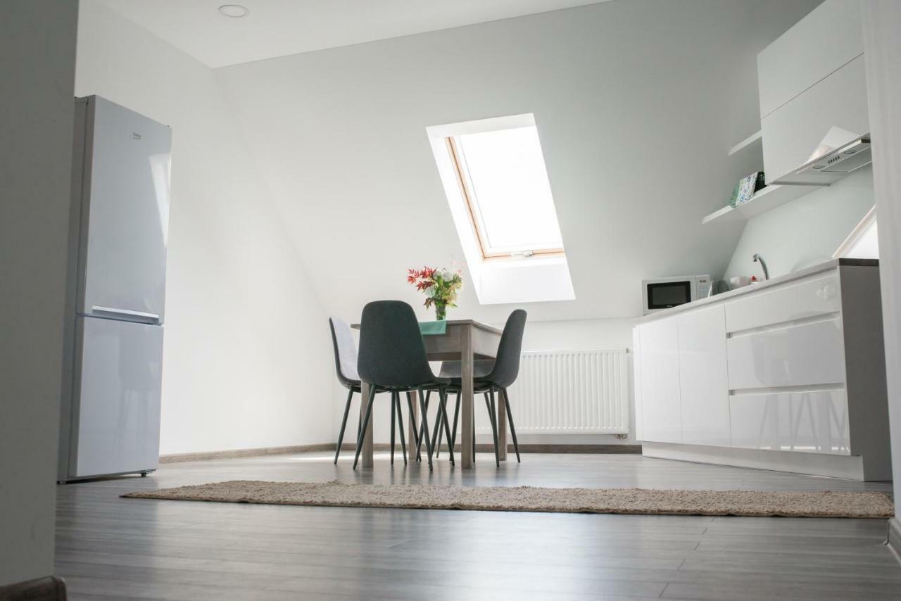 Stas -przy Szkole Nr 3 W Skawie Farm stay *