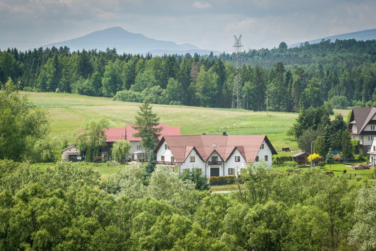 Stas -przy Szkole Nr 3 W Skawie Farm stay Skawa