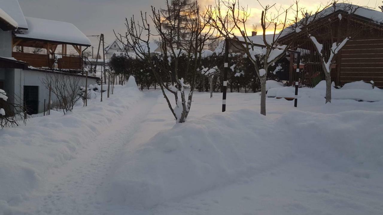 Stas -przy Szkole Nr 3 W Skawie * Skawa